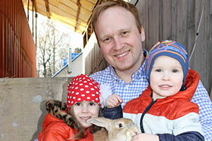 Дмитрий Янцевич с детьми